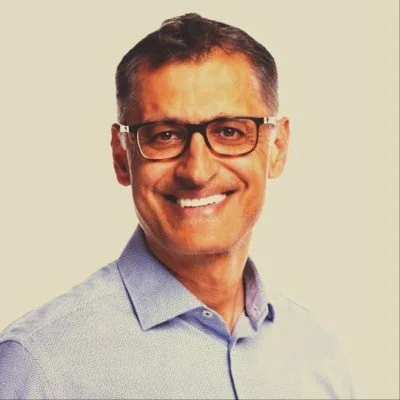 Portrait of Dr. Paul Dongha